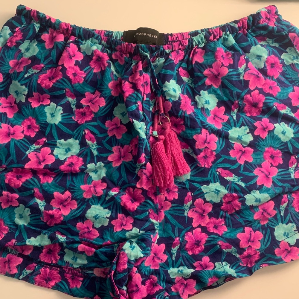 Patterned shorts